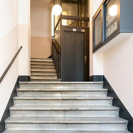 Appartement Holidays Train Station La Spezia
